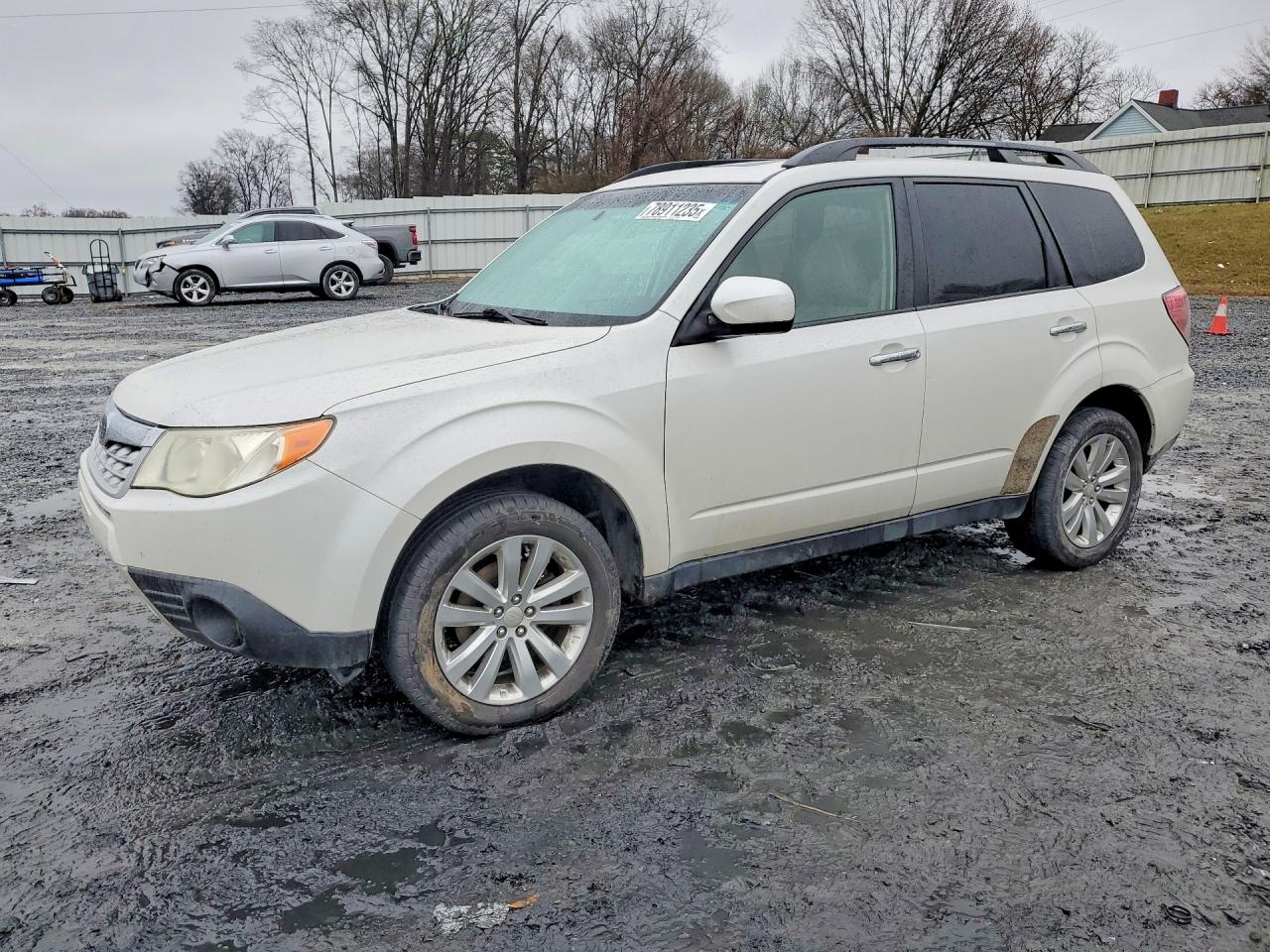 2011 SUBARU FORESTER