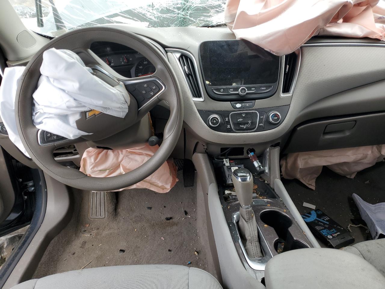 2020 CHEVROLET MALIBU LS photo 22