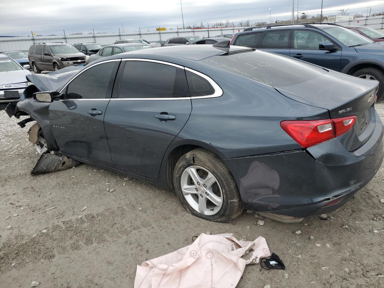 2020 CHEVROLET MALIBU LS photo 4