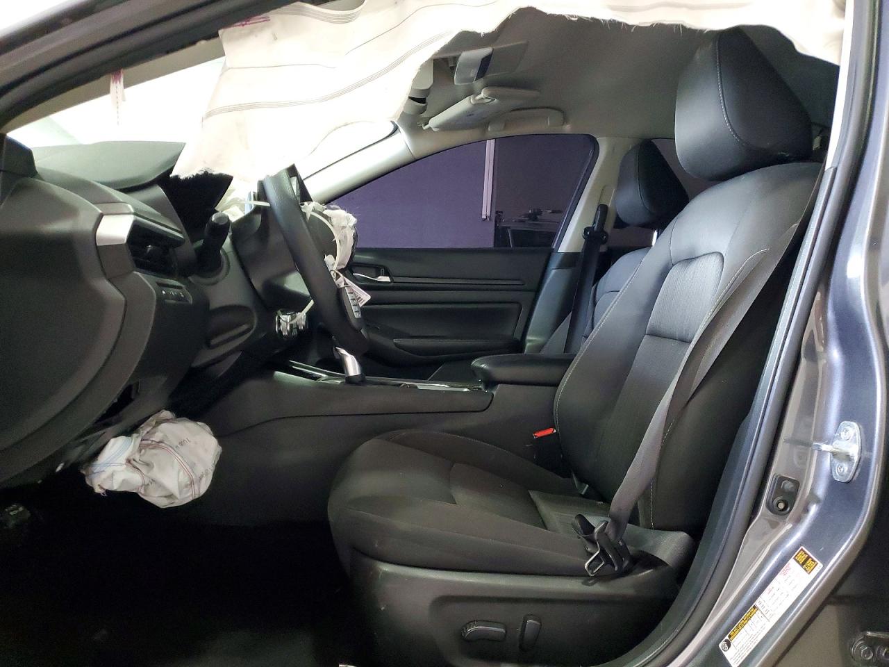 2024 NISSAN ALTIMA 2.5 SV photo 13
