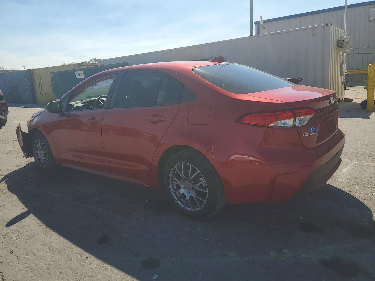 2021 TOYOTA COROLLA LE photo 3