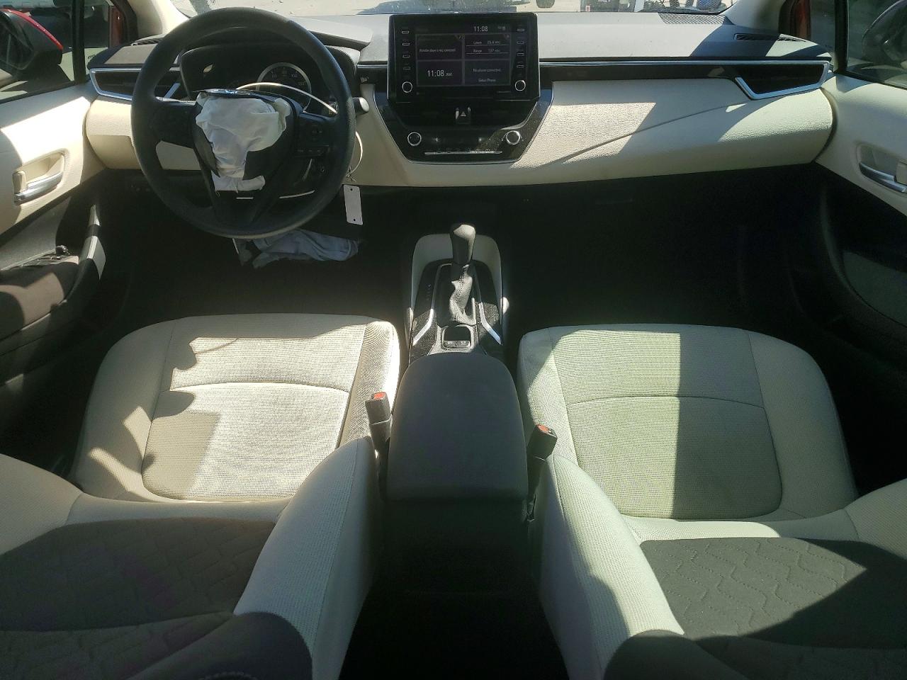 2021 TOYOTA COROLLA LE photo 15