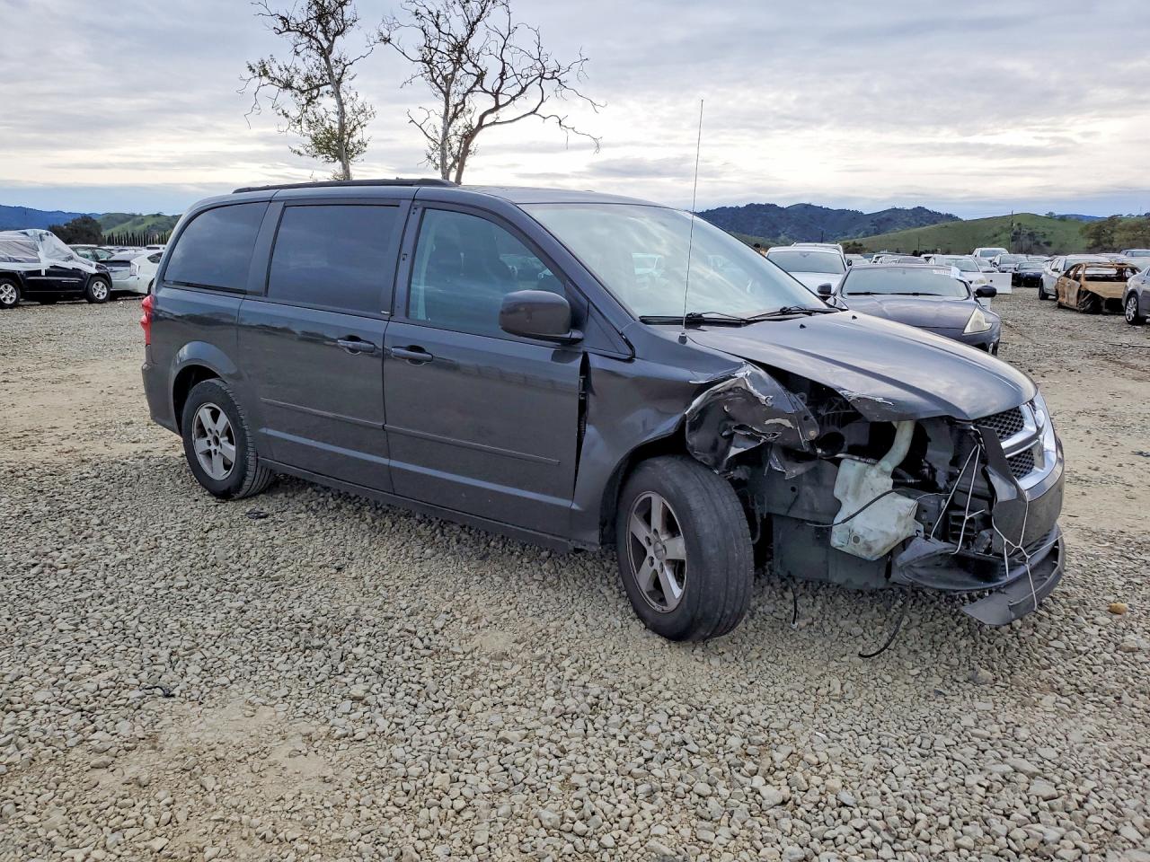 2012 DODGE GRAND CARAVAN SXT photo 4