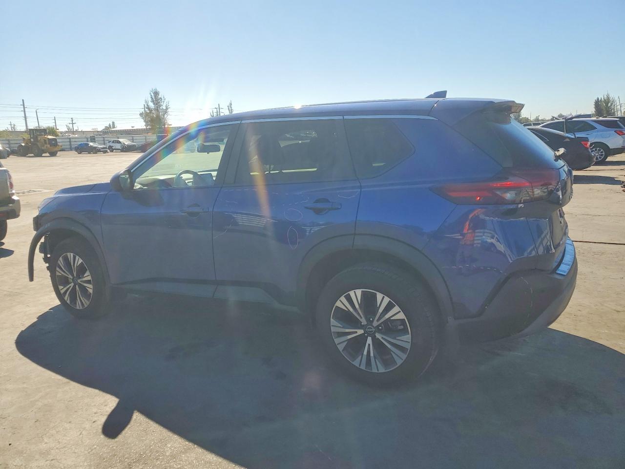 2023 NISSAN ROGUE SV photo 3