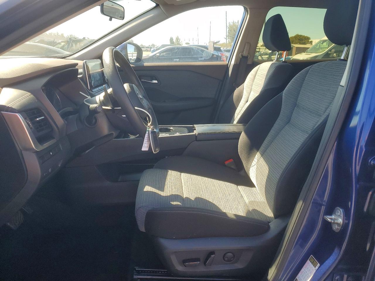 2023 NISSAN ROGUE SV photo 13