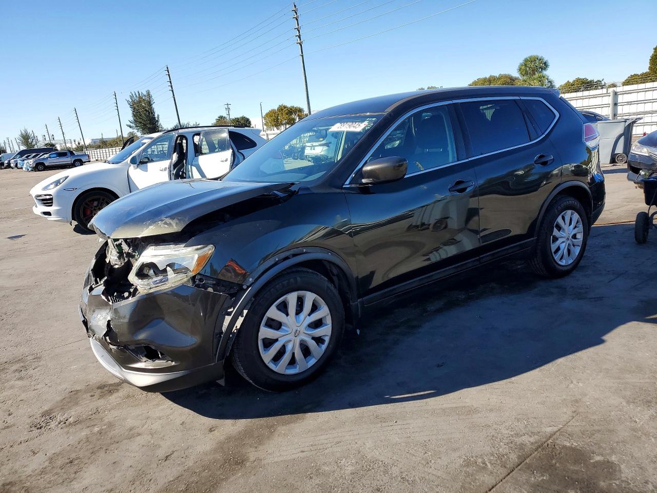 2016 NISSAN ROGUE