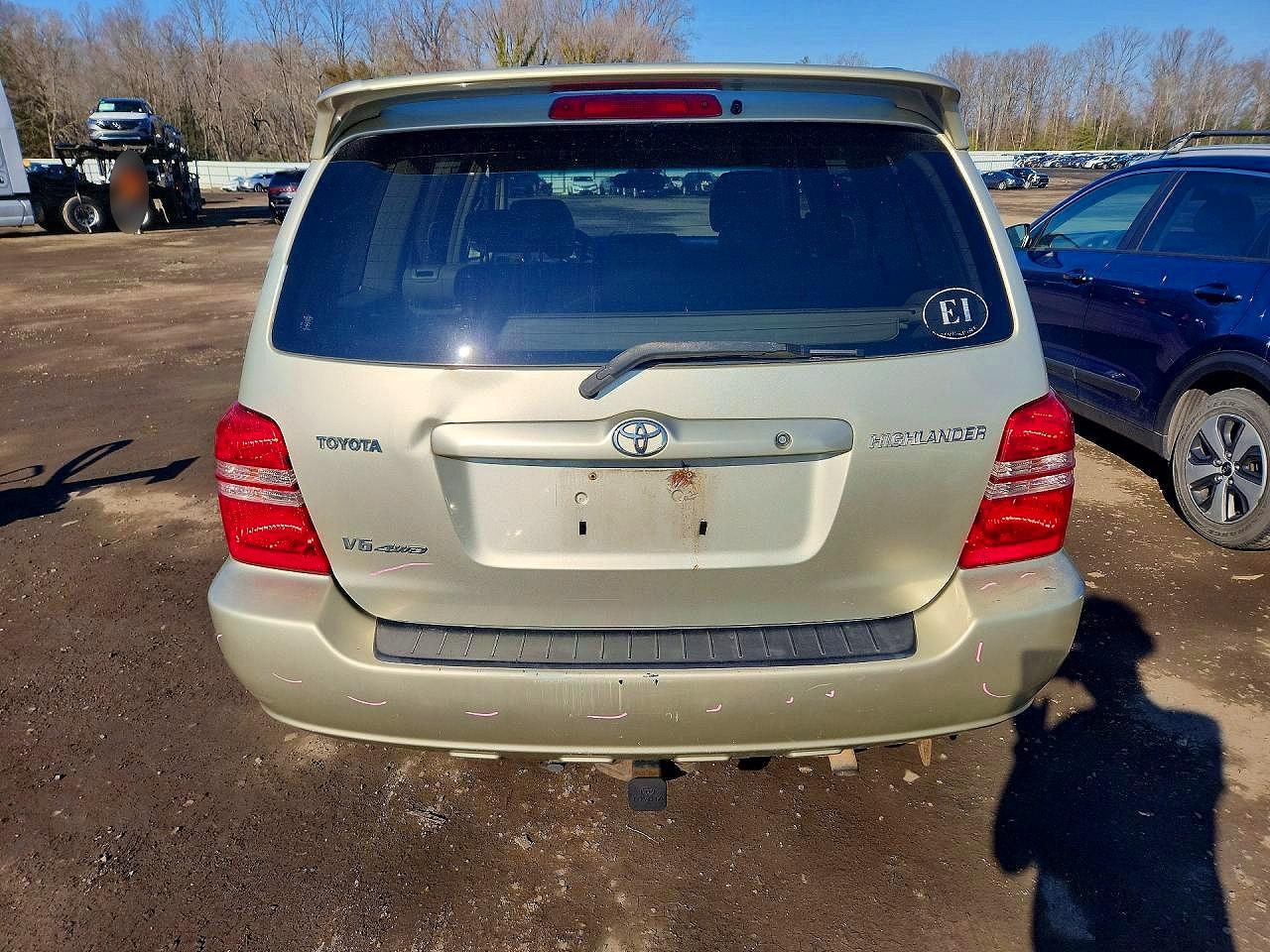 2003 TOYOTA HIGHLANDER LIMITED photo 6
