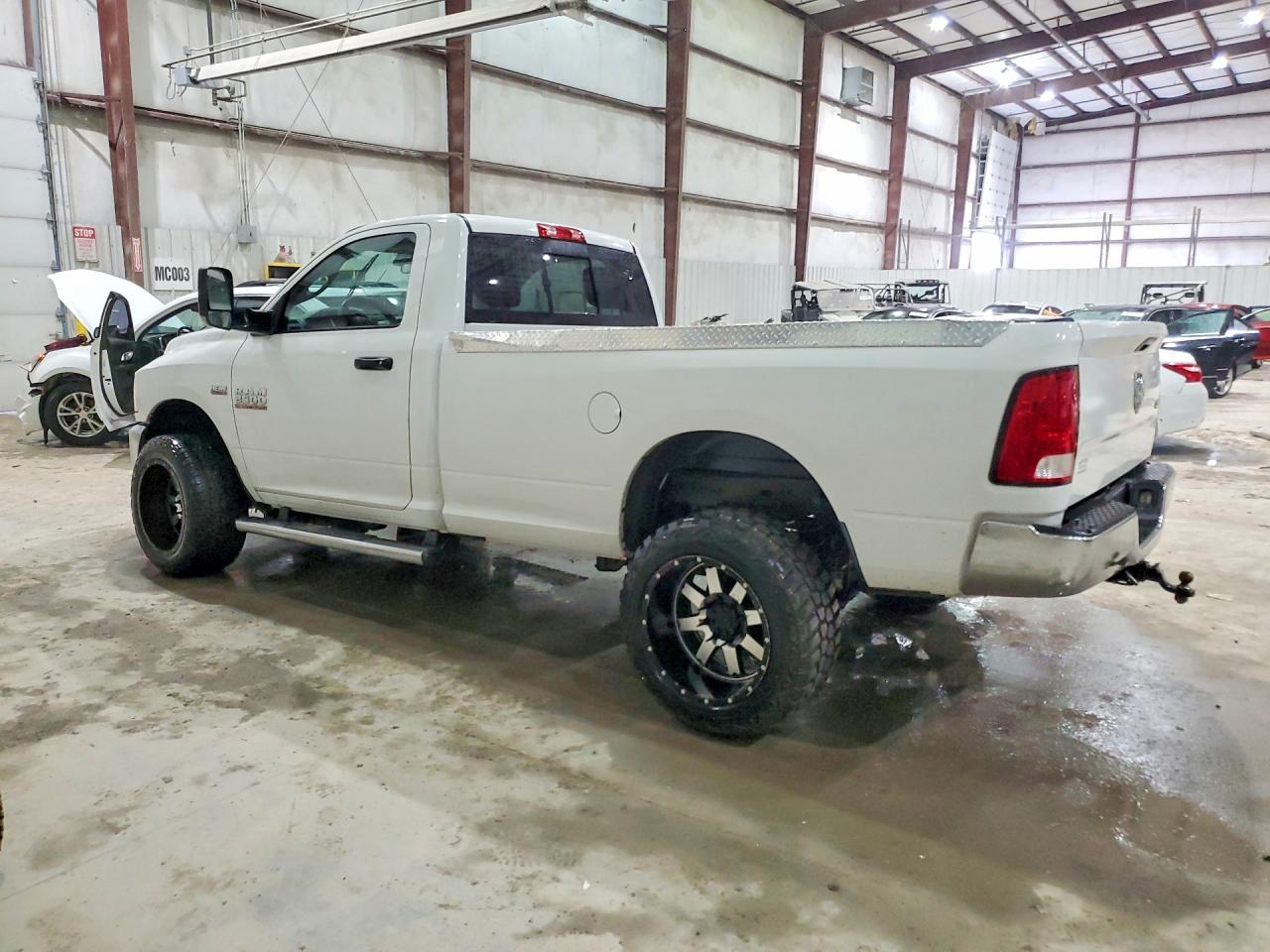 2016 RAM 2500 ST photo 3