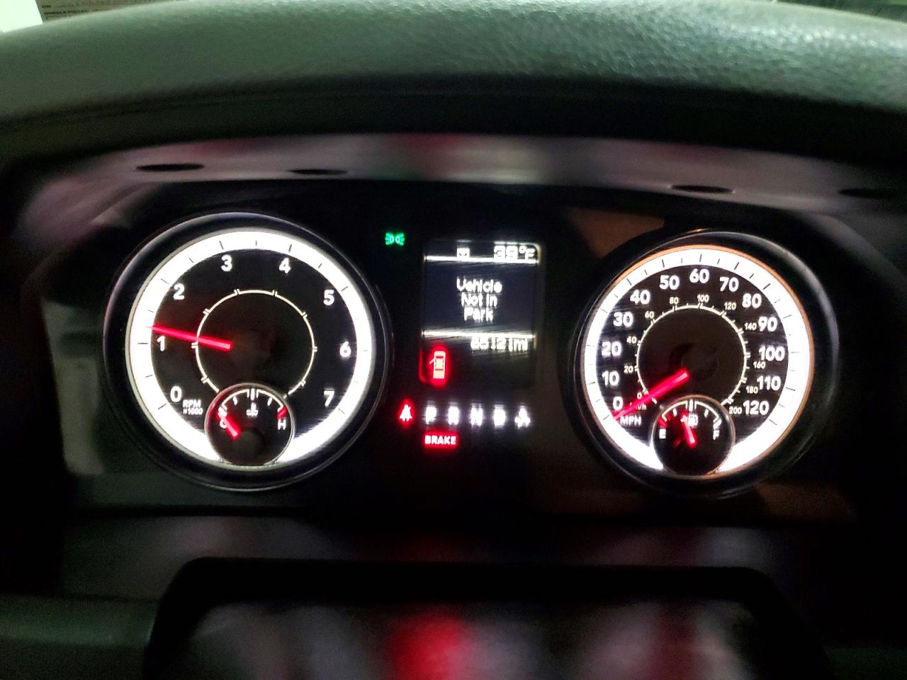 2016 RAM 2500 ST photo 17