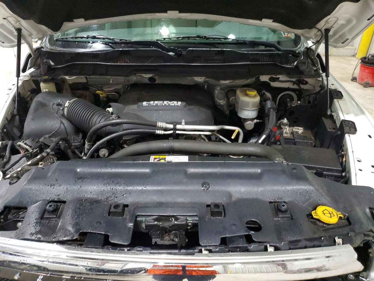 2016 RAM 2500 ST photo 21