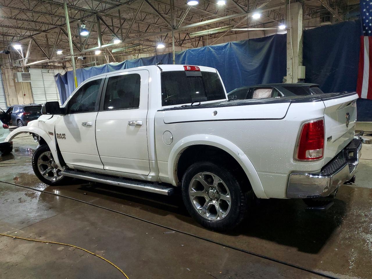 2014 RAM 1500 LARAMIE photo 2
