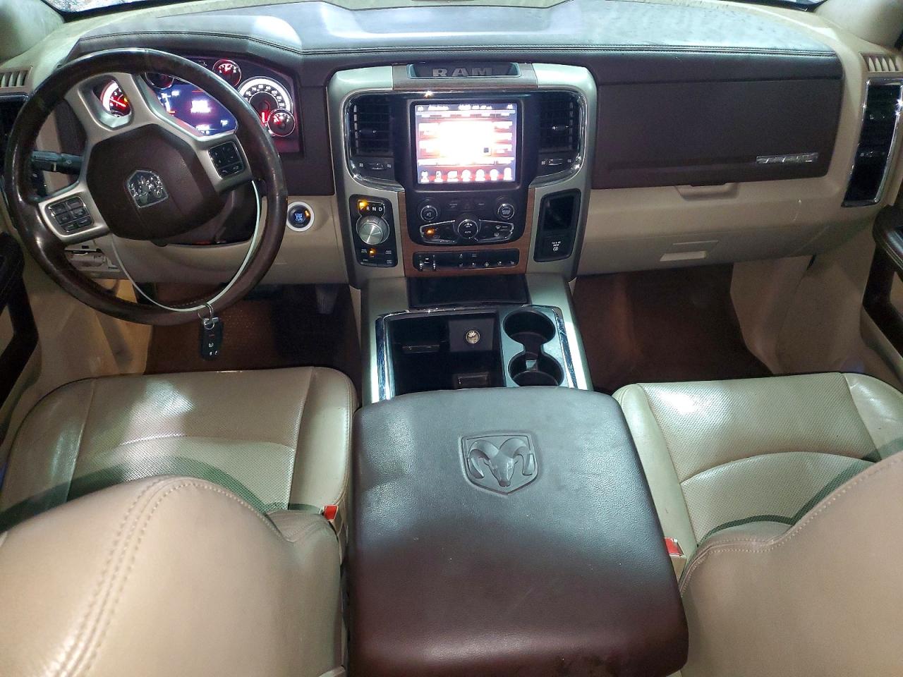 2014 RAM 1500 LARAMIE photo 8