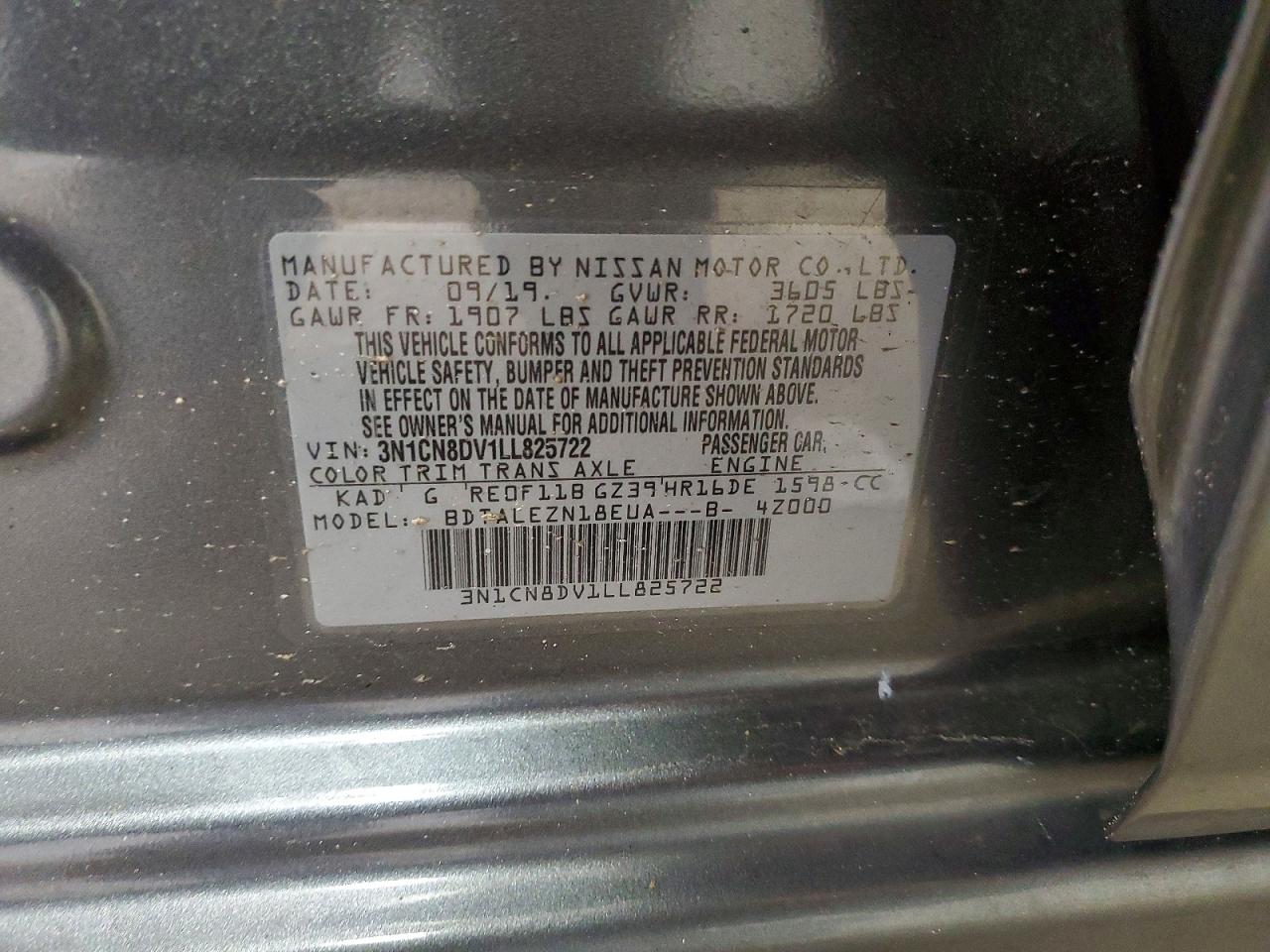 2020 NISSAN VERSA S photo 34