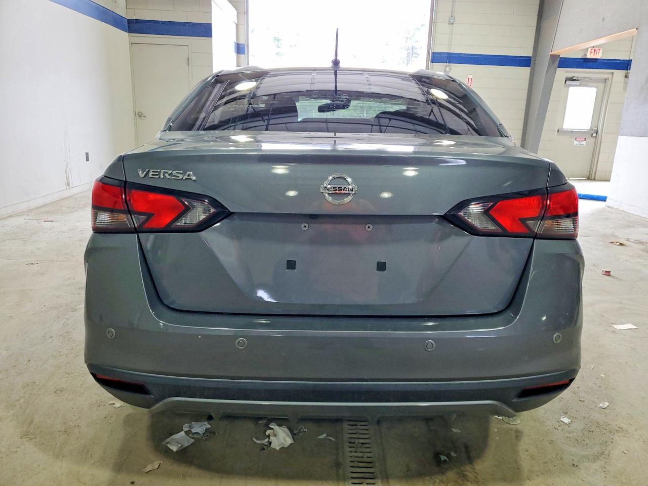2020 NISSAN VERSA S photo 16