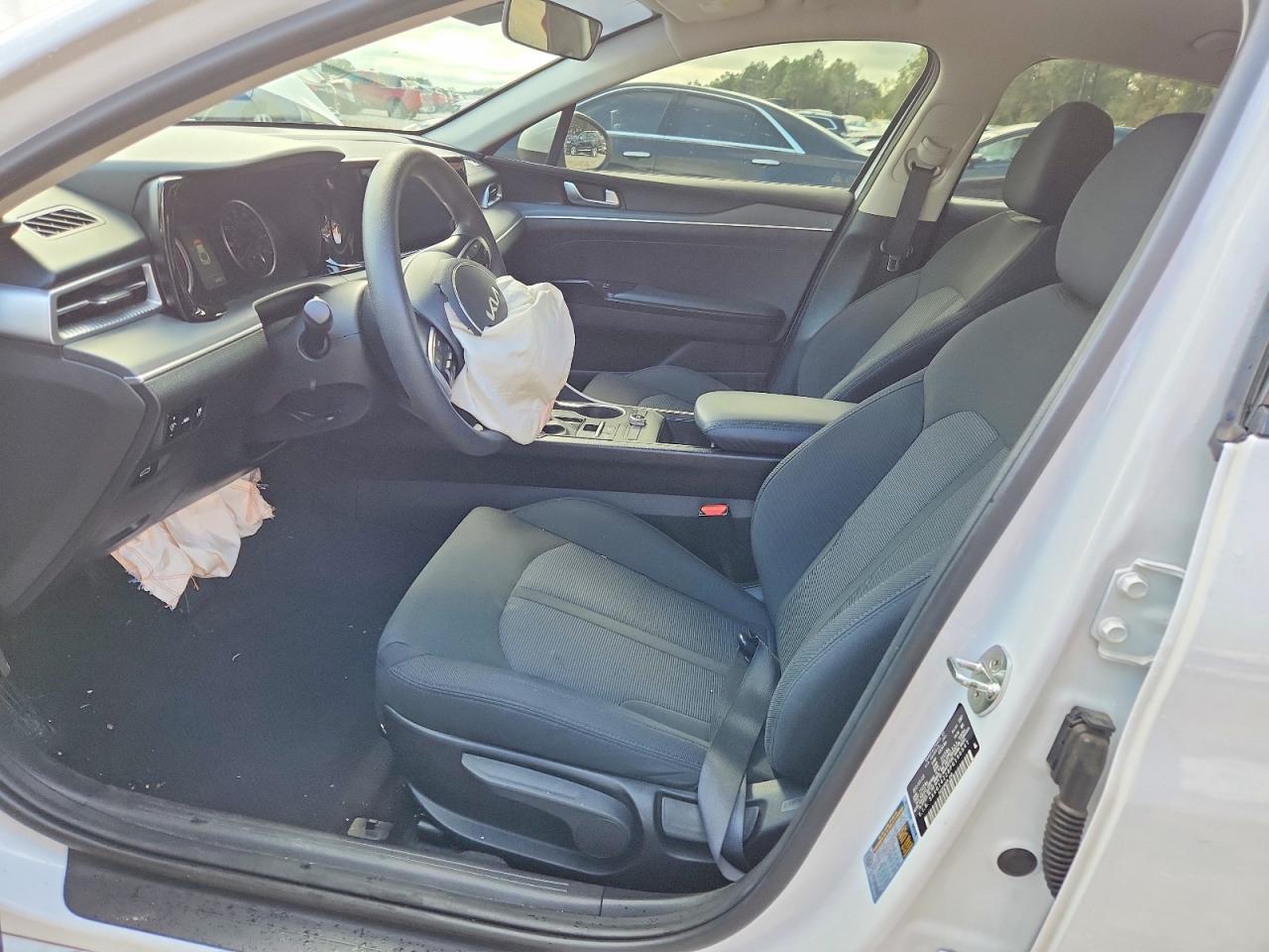 2023 KIA K5 LXS photo 19