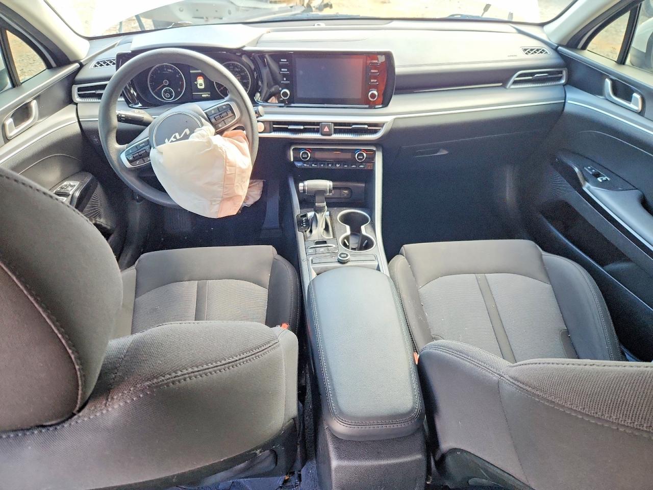 2023 KIA K5 LXS photo 22