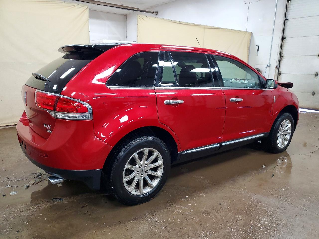 2011 LINCOLN MKX photo 5