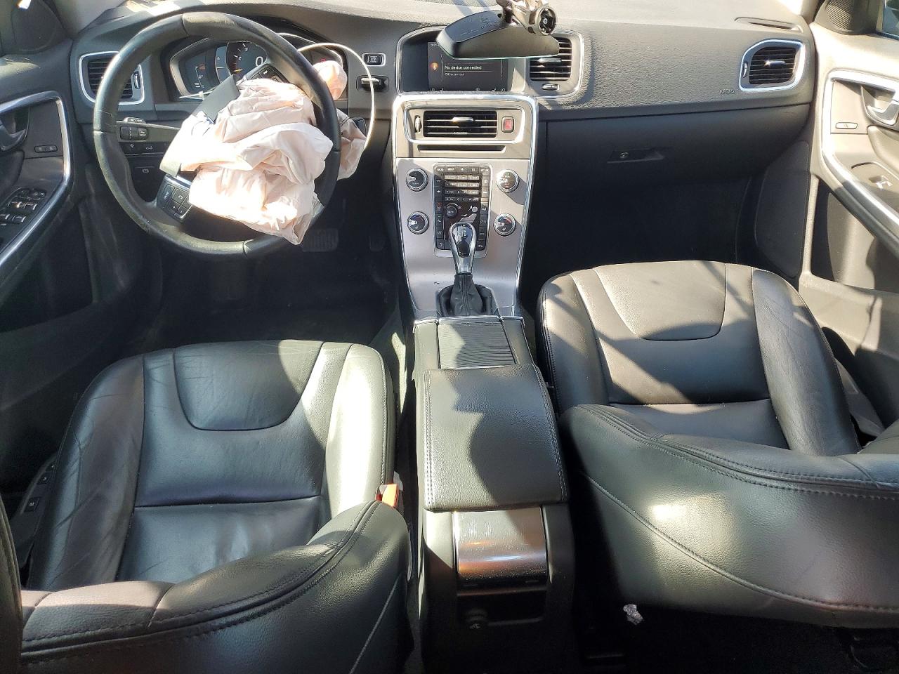 2017 VOLVO S60 PREMIER photo 22