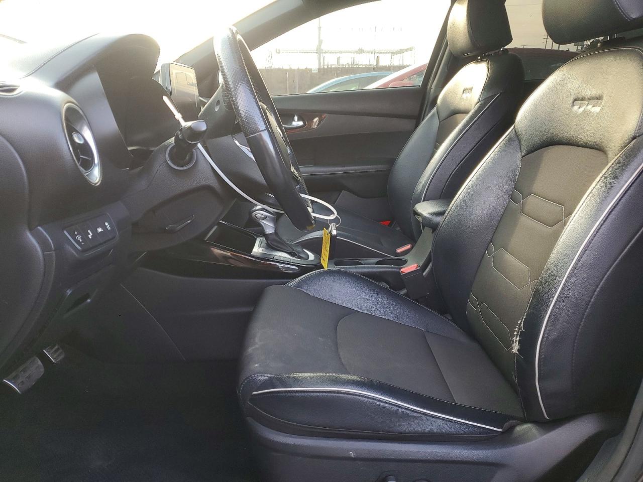 2021 KIA FORTE GT-LINE photo 13