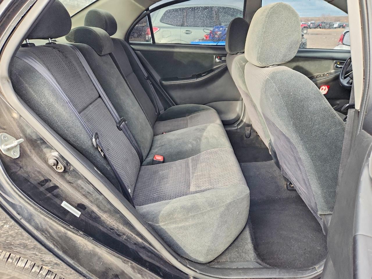 2006 TOYOTA COROLLA S photo 19