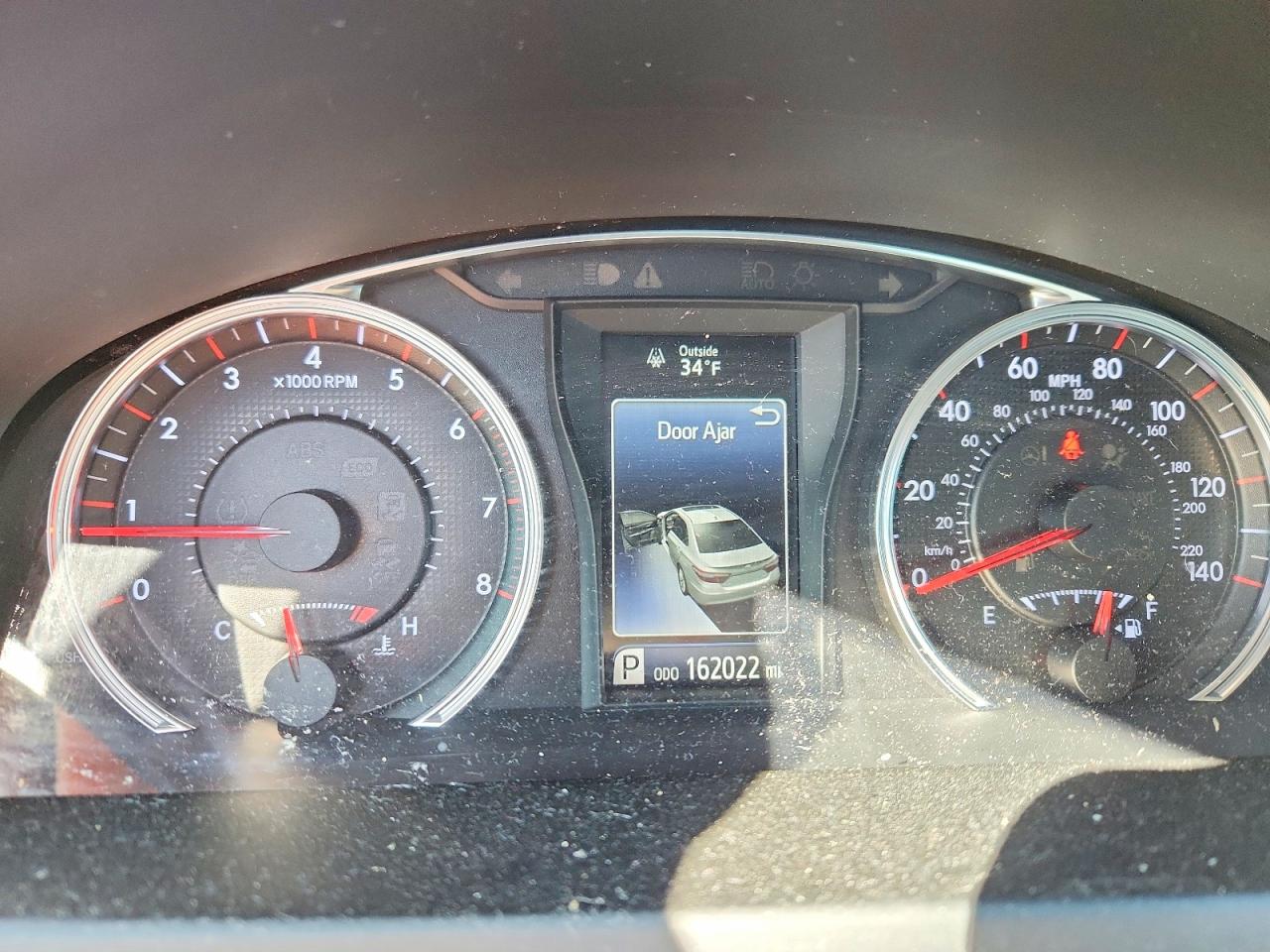 2017 TOYOTA CAMRY XSE photo 9