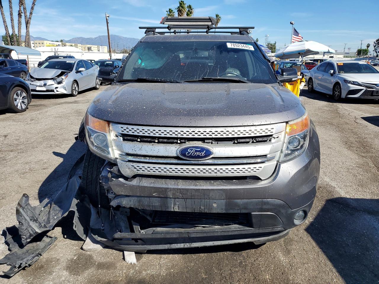 2014 FORD EXPLORER XLT photo 13