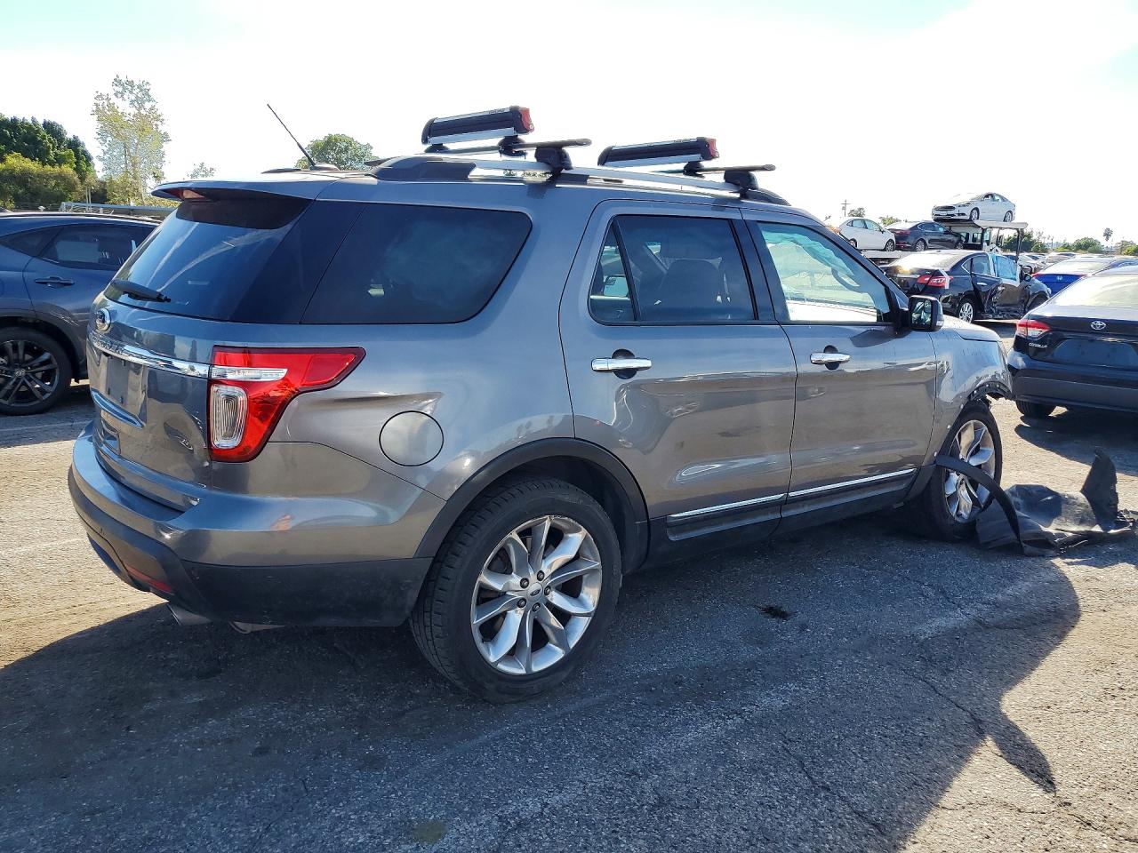 2014 FORD EXPLORER XLT photo 7