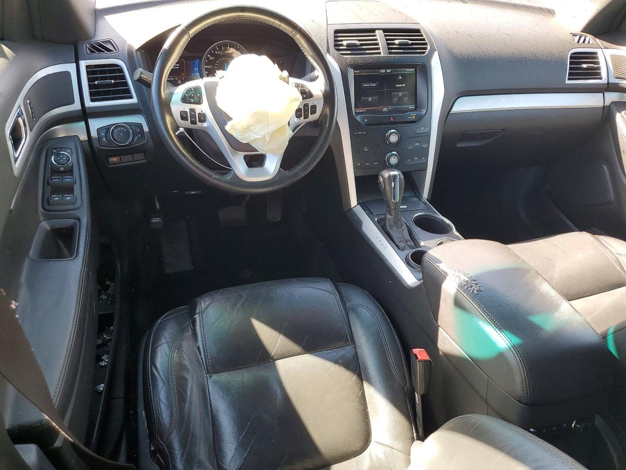 2014 FORD EXPLORER XLT photo 22