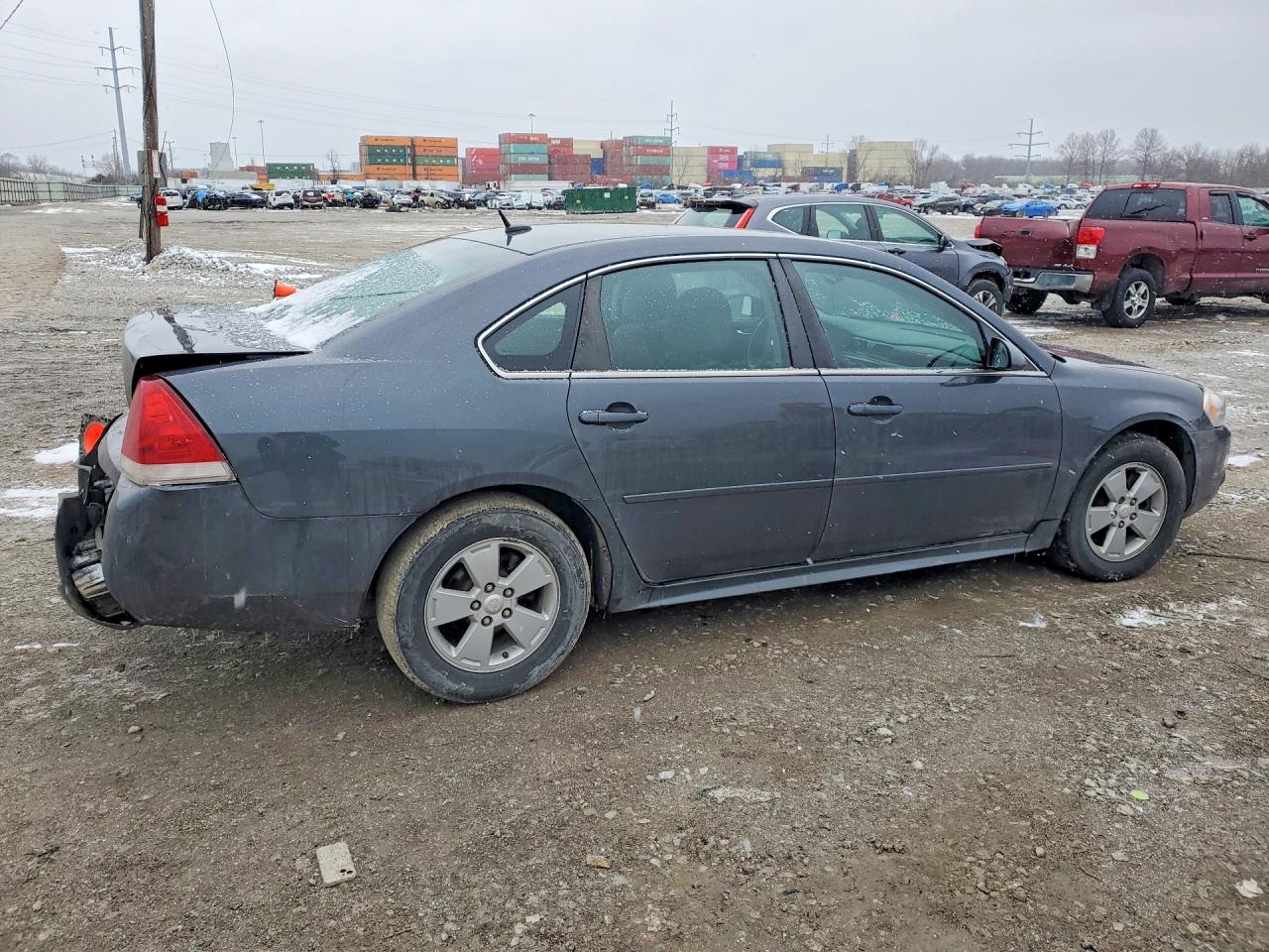 2010 CHEVROLET IMPALA LT photo 5