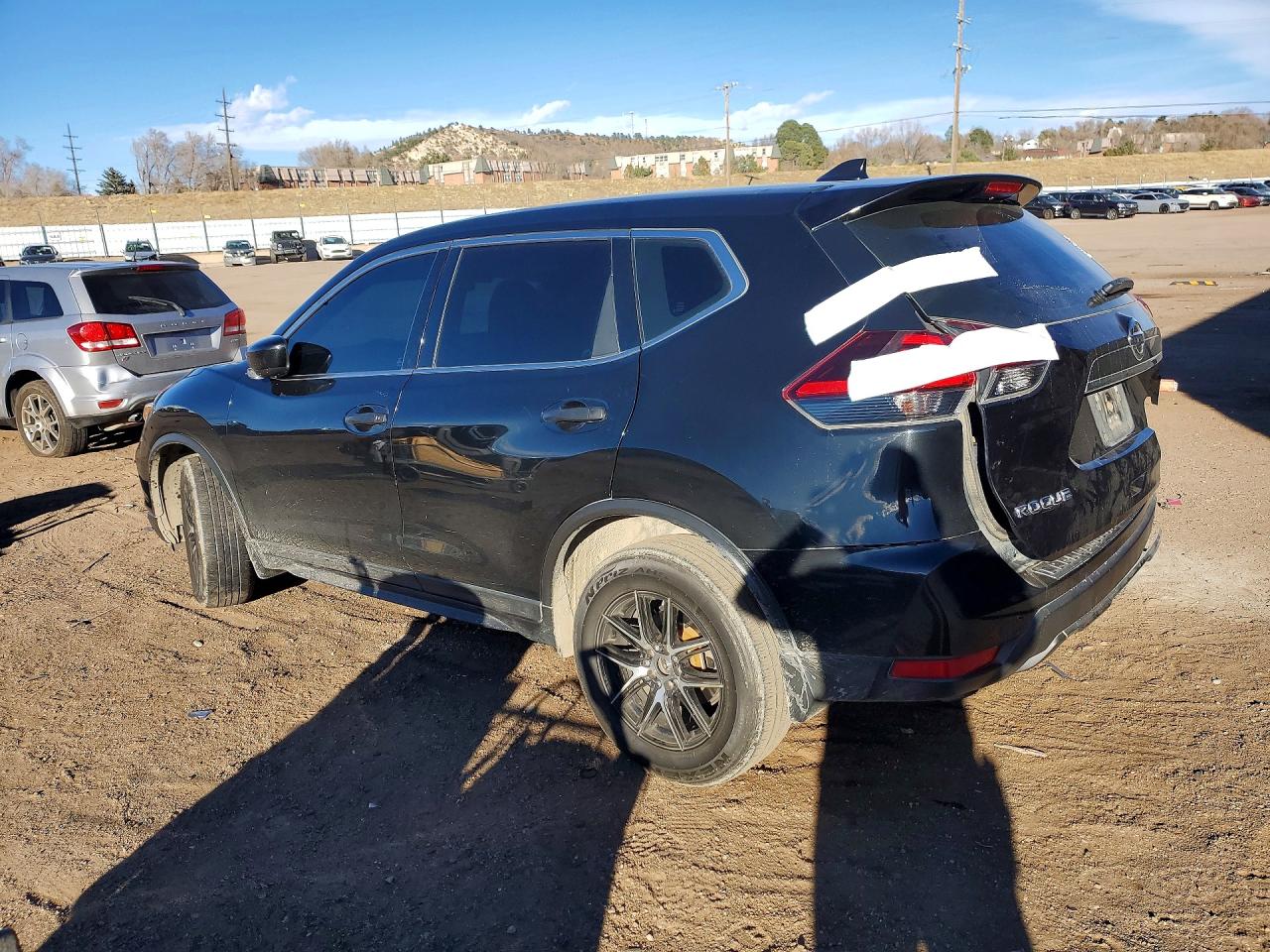 2019 NISSAN ROGUE S photo 3