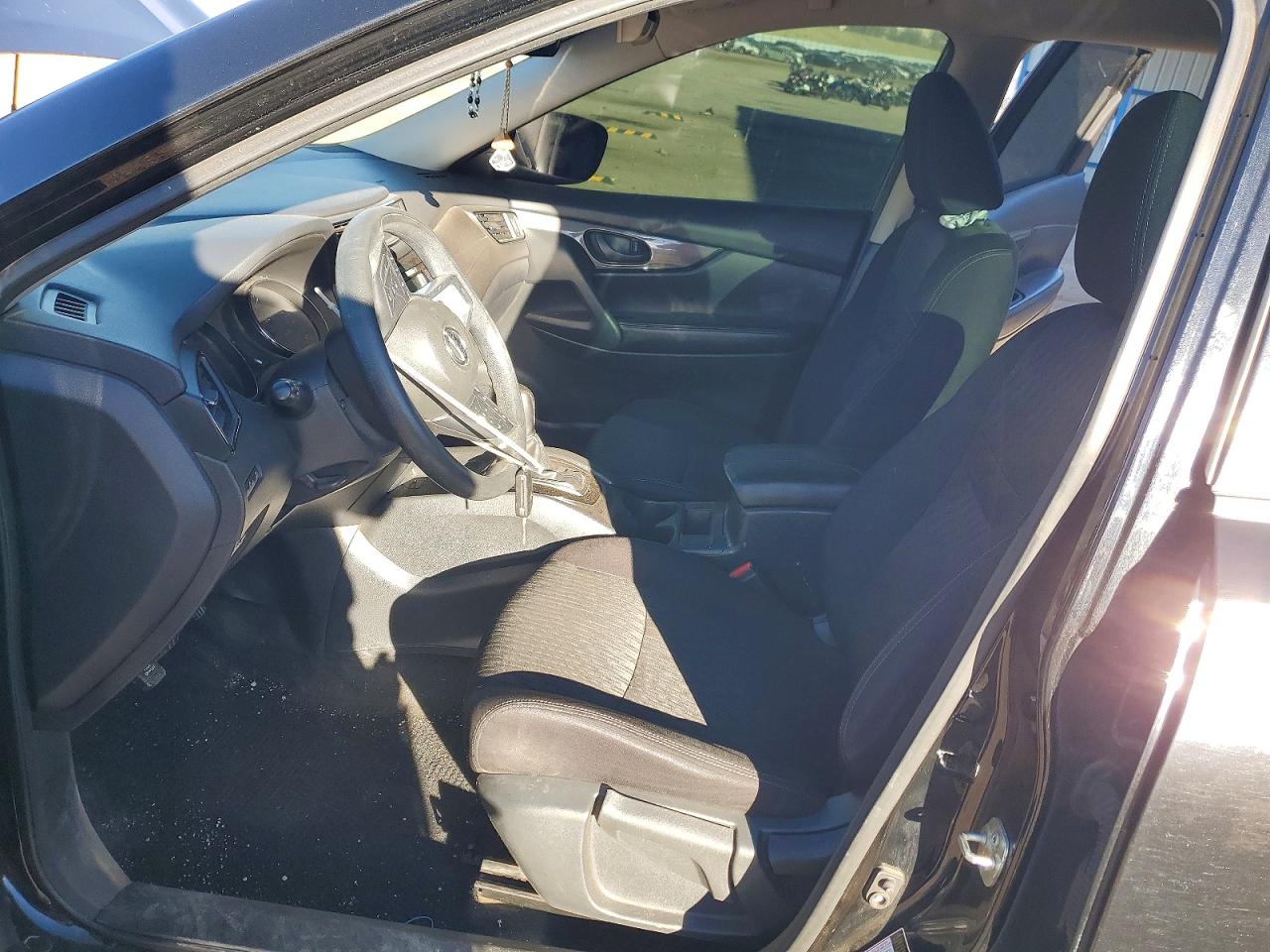 2019 NISSAN ROGUE S photo 13