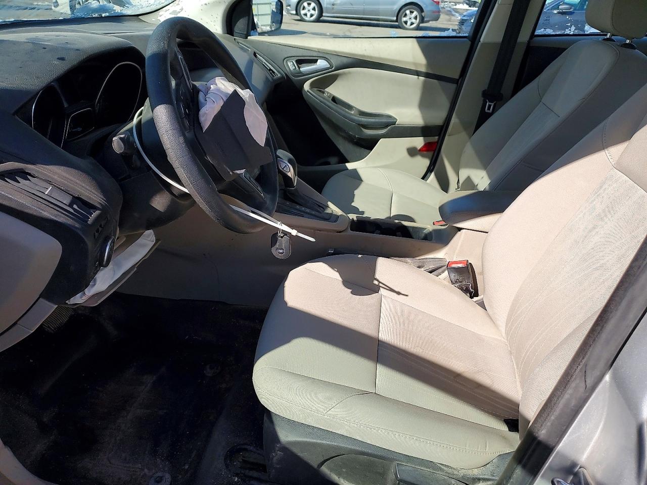 2018 FORD FOCUS photo 19