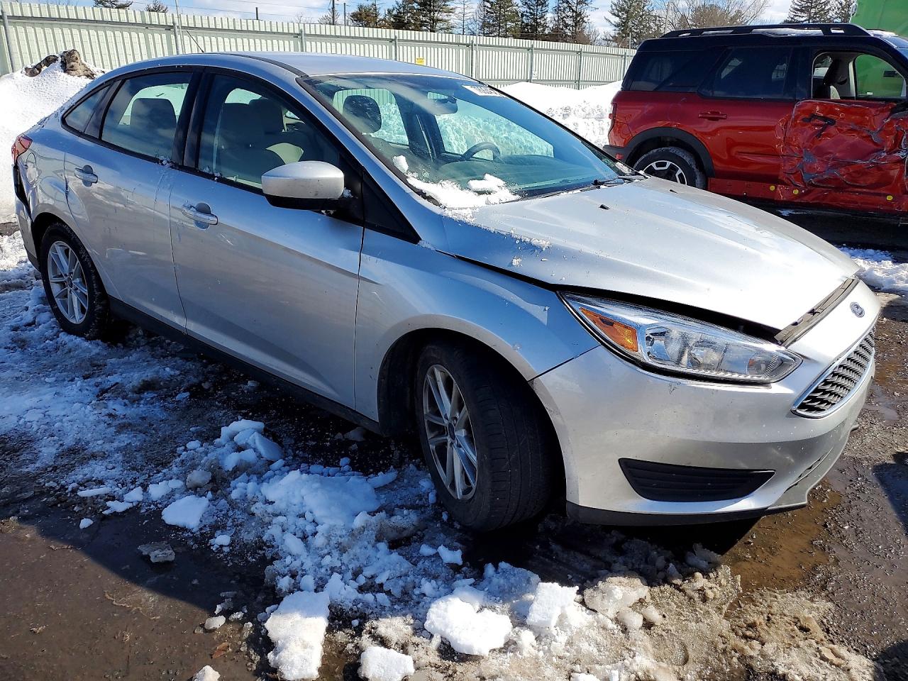 2018 FORD FOCUS photo 10