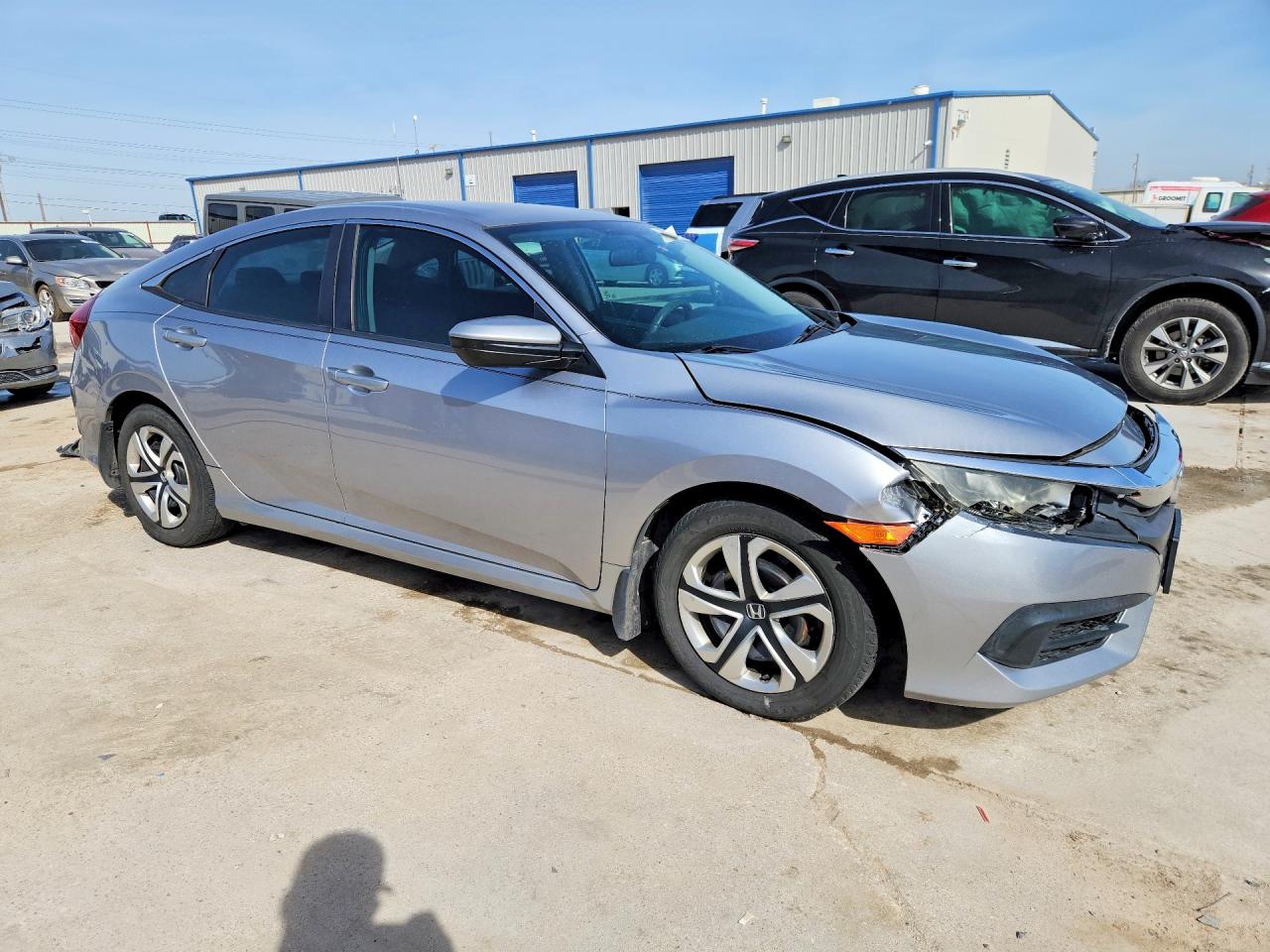 2016 HONDA CIVIC LX photo 4