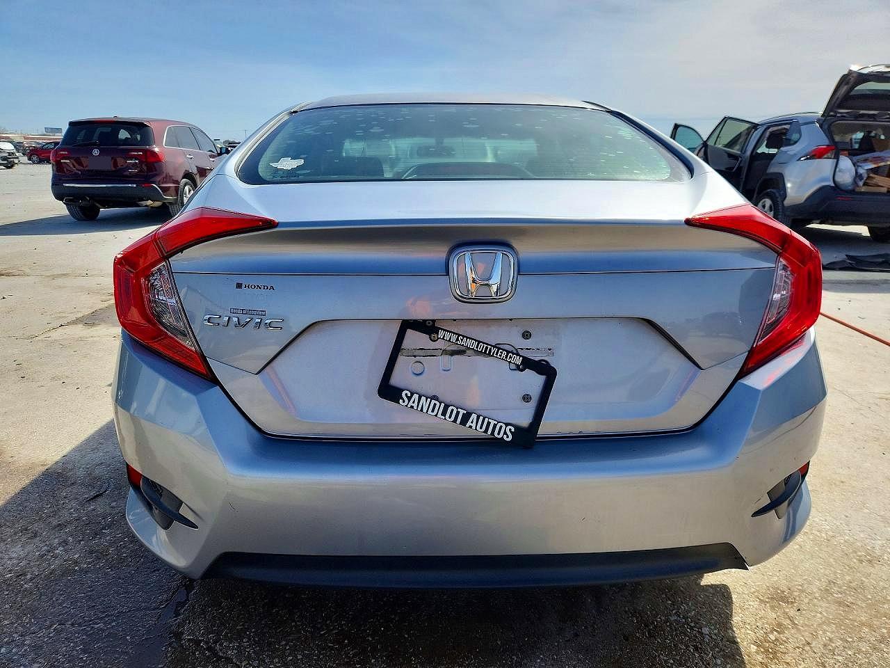 2016 HONDA CIVIC LX photo 6