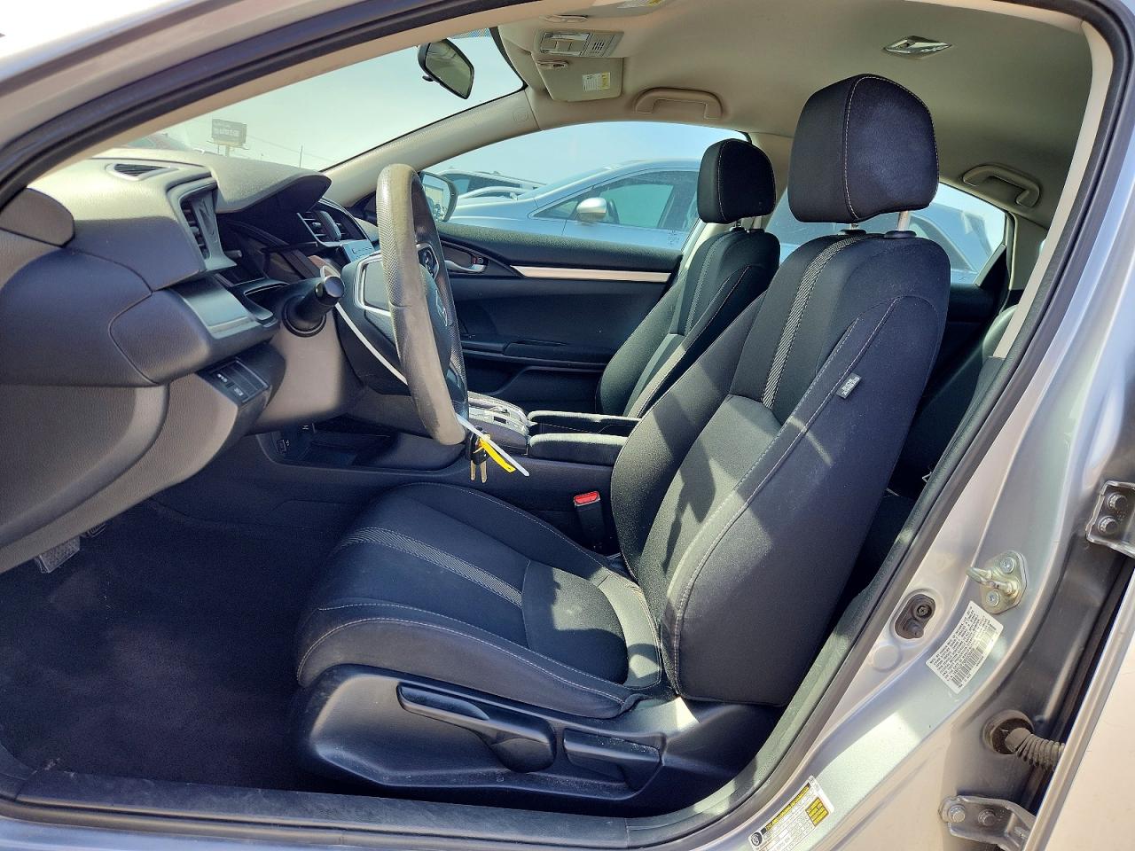 2016 HONDA CIVIC LX photo 7