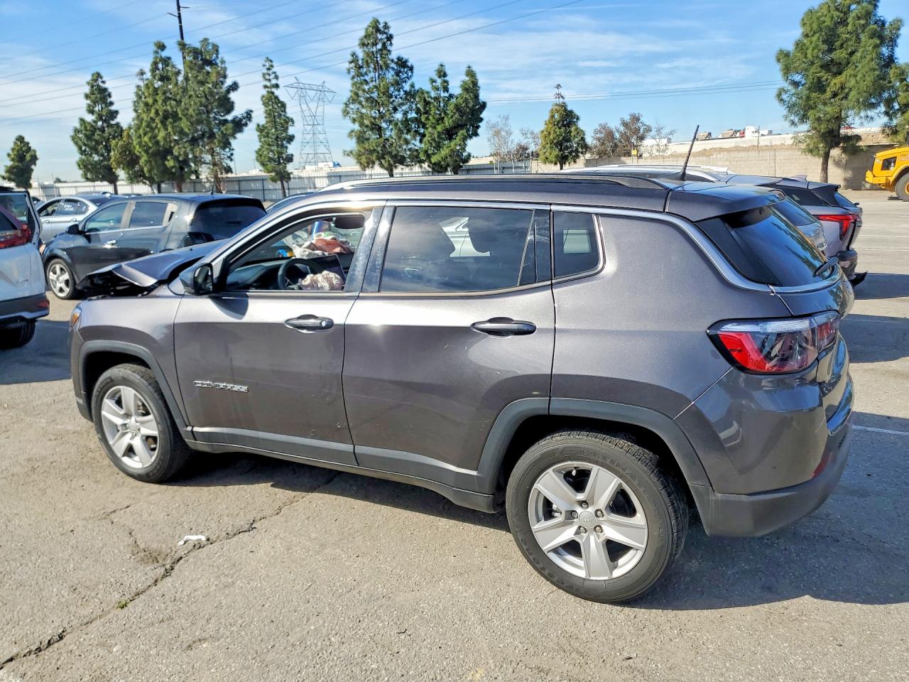 2022 JEEP COMPASS LATITUDE photo 2