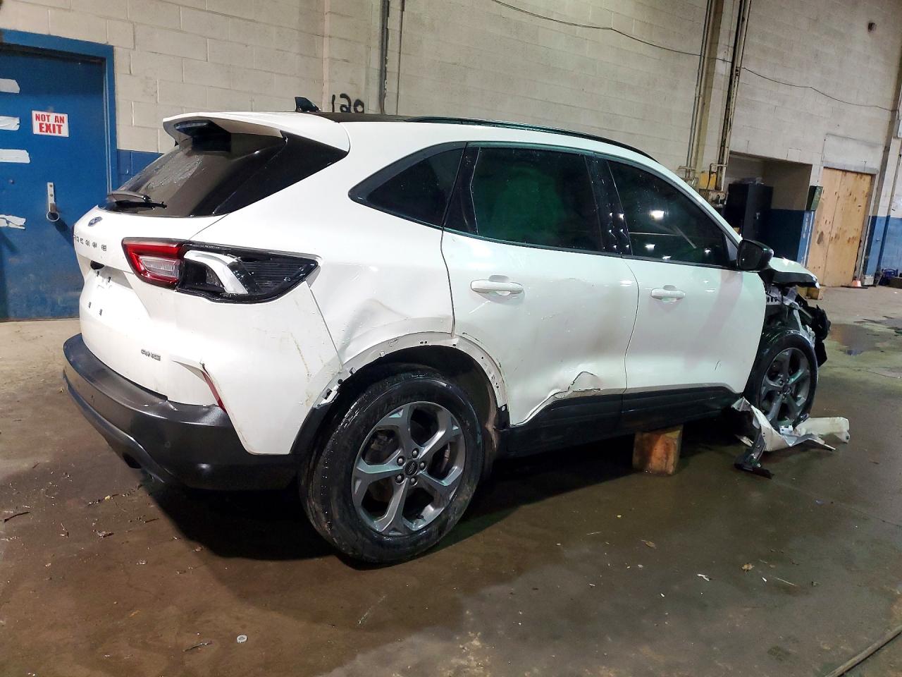 2025 FORD ESCAPE ST LINE photo 7