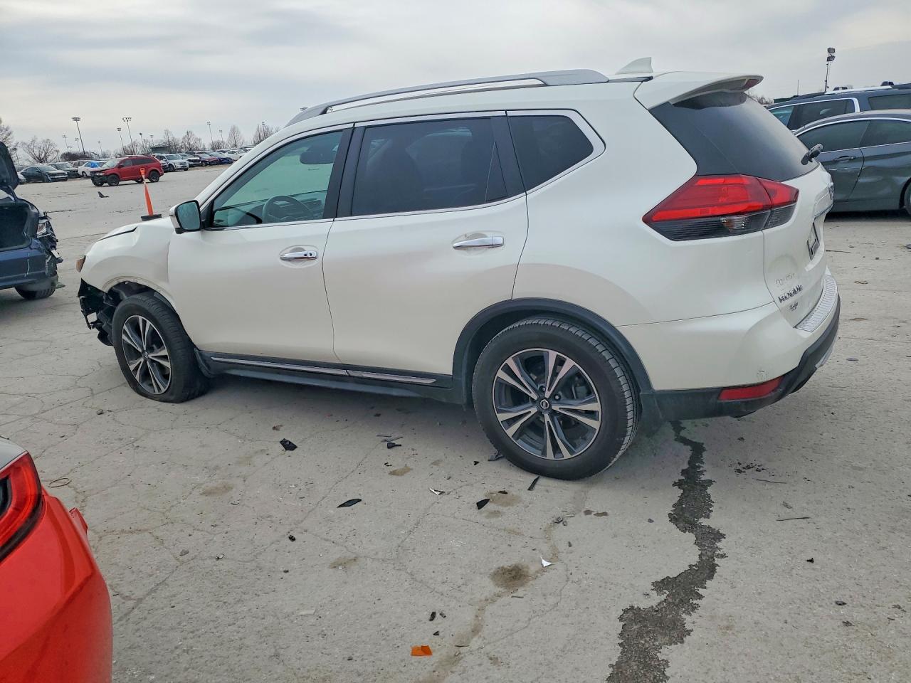 2017 NISSAN ROGUE SL photo 3
