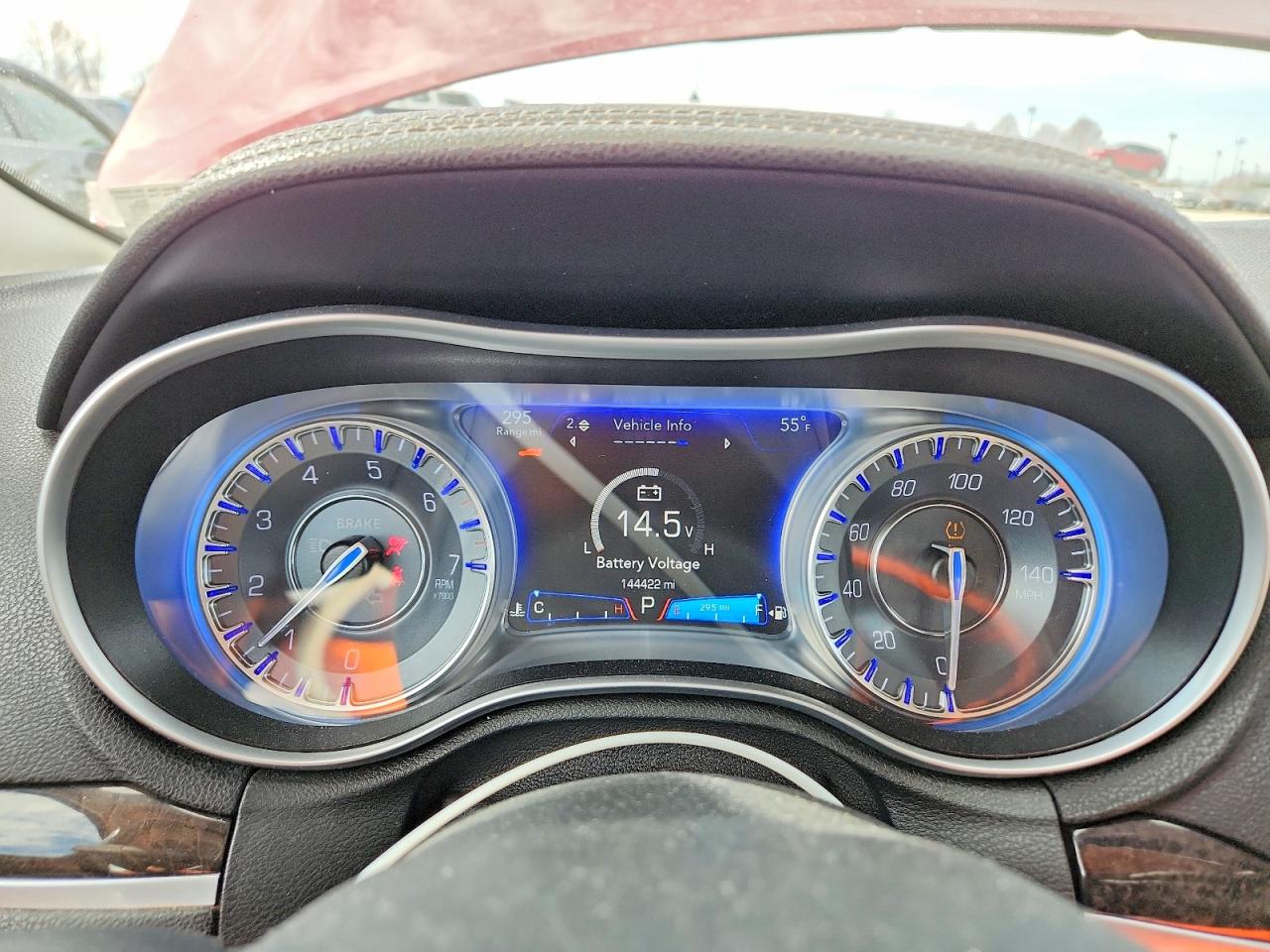 2018 CHRYSLER 300 LIMITED photo 17