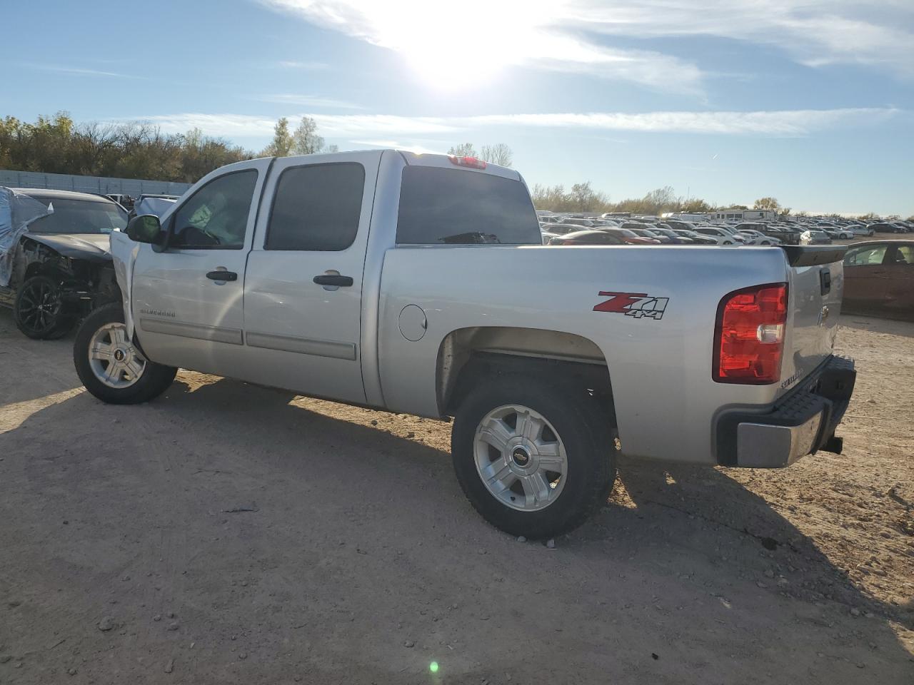 2013 CHEVROLET SILVERADO K1500 LT photo 4
