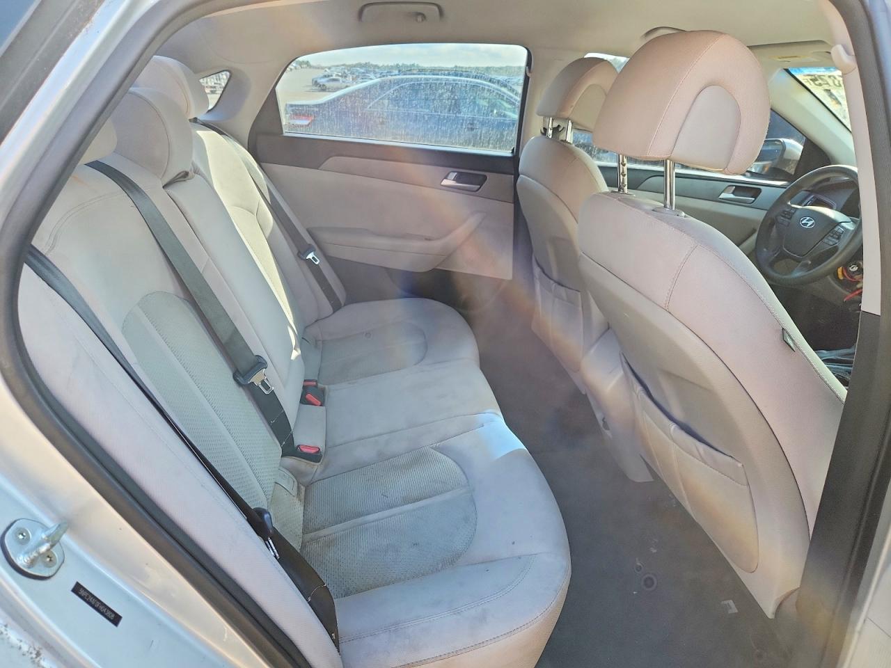 2015 HYUNDAI SONATA SE photo 10