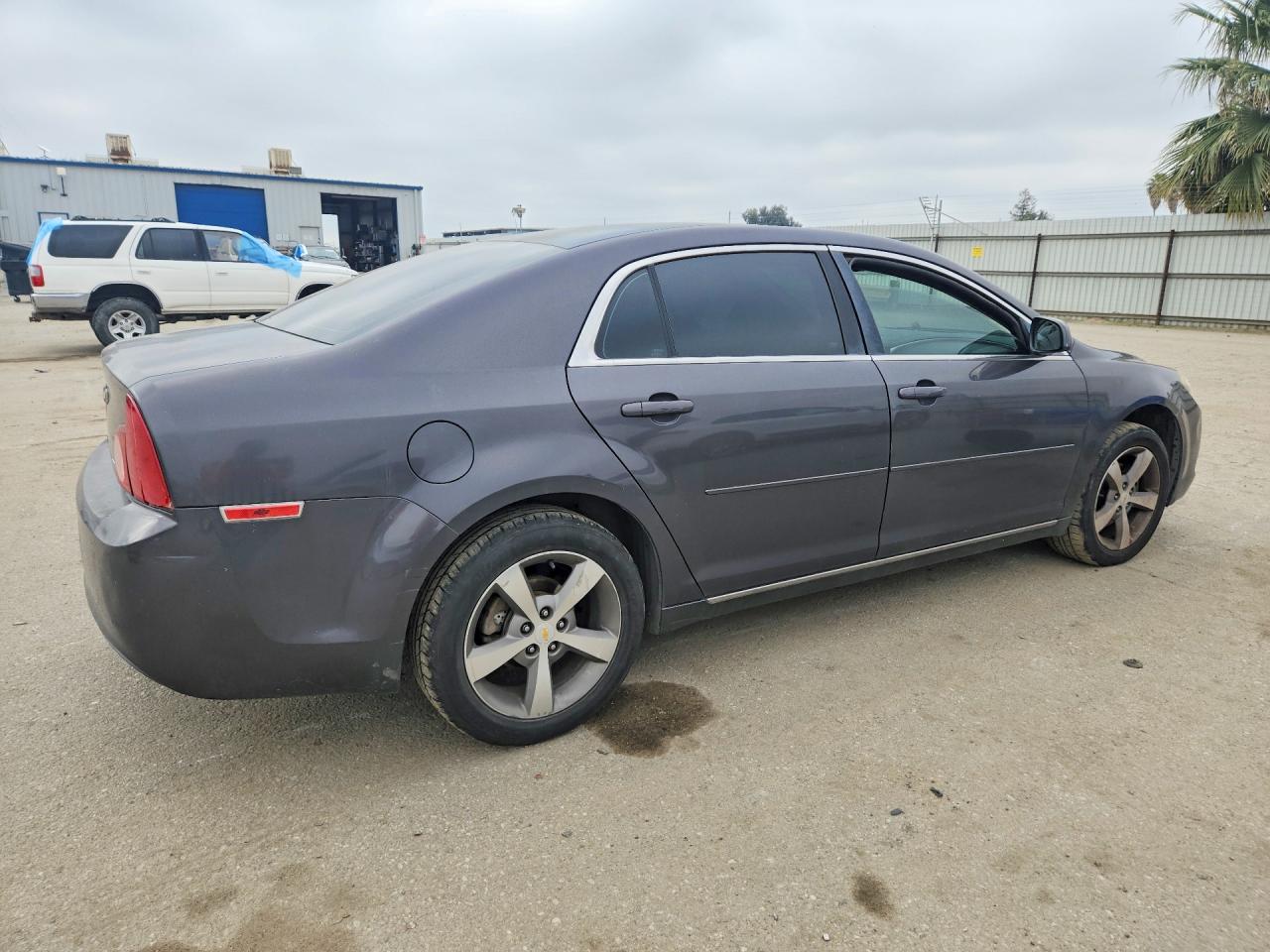 2011 CHEVROLET MALIBU 1LT photo 5