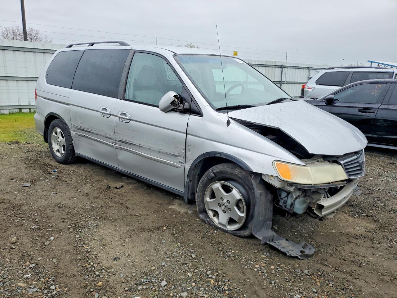 2001 HONDA ODYSSEY EX photo 4