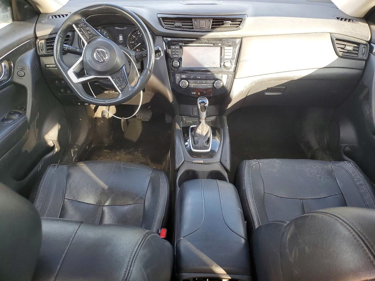 2017 NISSAN ROGUE SL photo 15