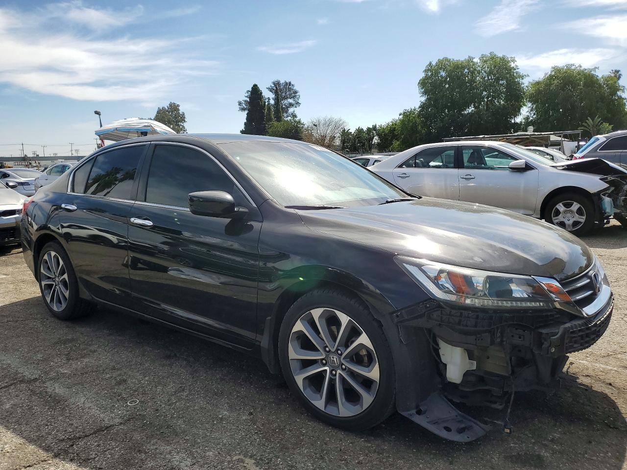2015 HONDA ACCORD SPORT photo 4