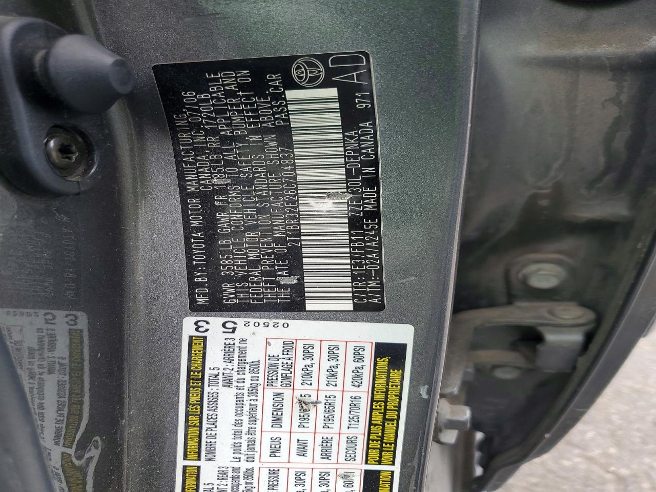 2006 TOYOTA COROLLA LE photo 12