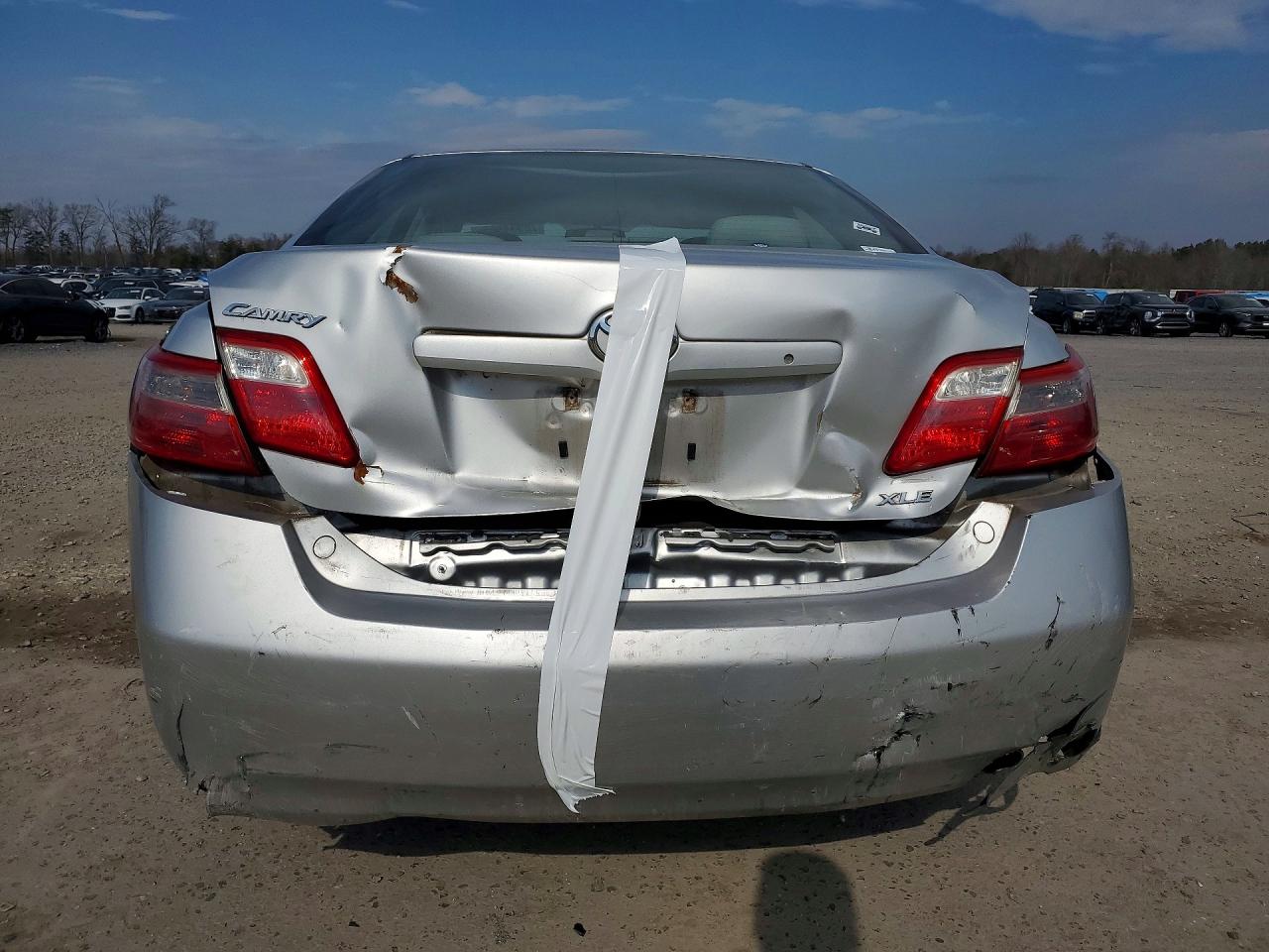 2008 TOYOTA CAMRY XLE photo 6