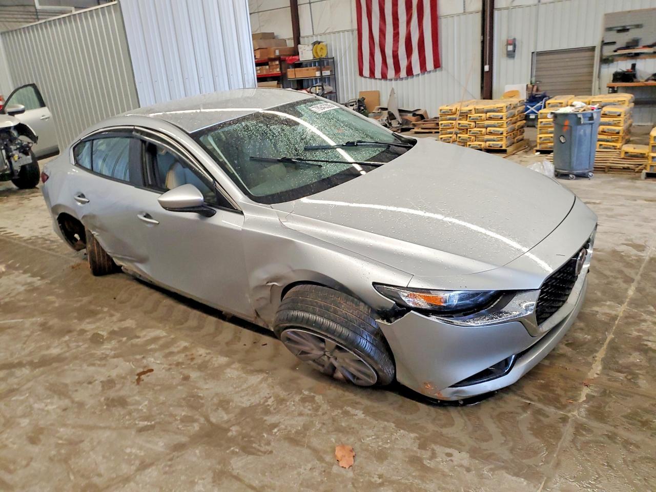 2019 MAZDA 3 PREFERRED PLUS photo 4