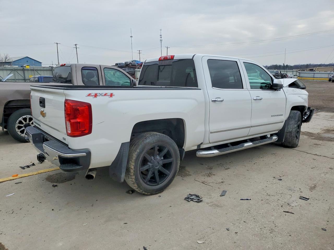 2016 CHEVROLET SILVERADO K1500 LTZ photo 7
